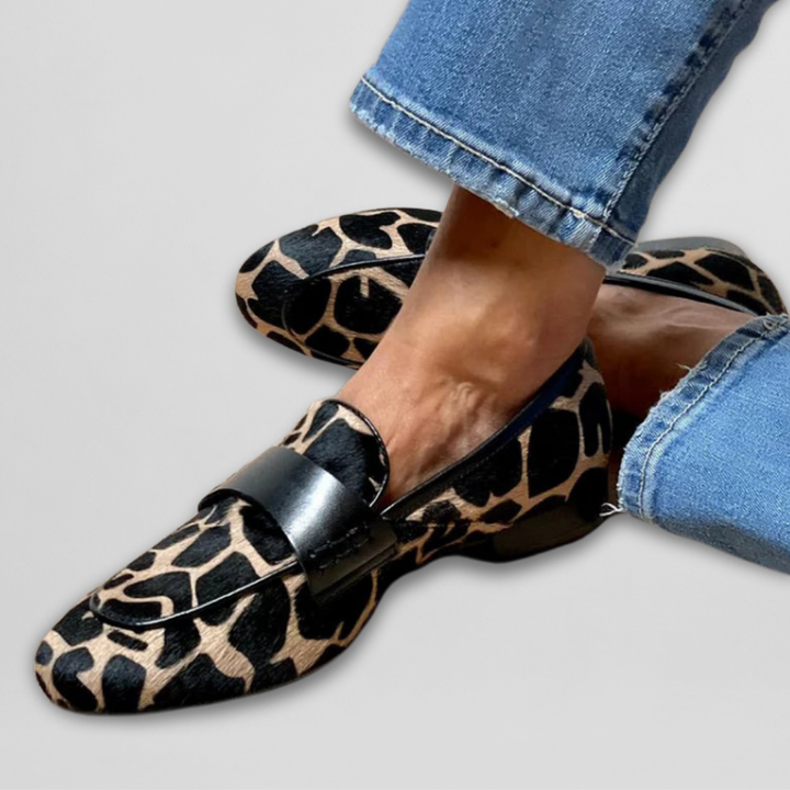Niki | Loafer with Animal Print