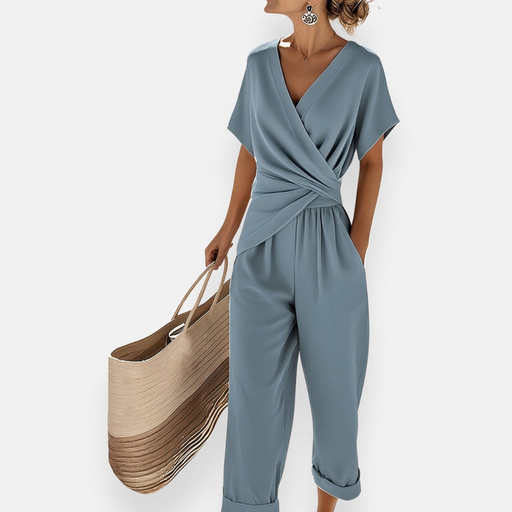Loni | Draped Bow Outfit
