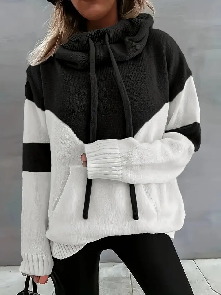 Ria™ - Dual-Tone Cosy Hoodie