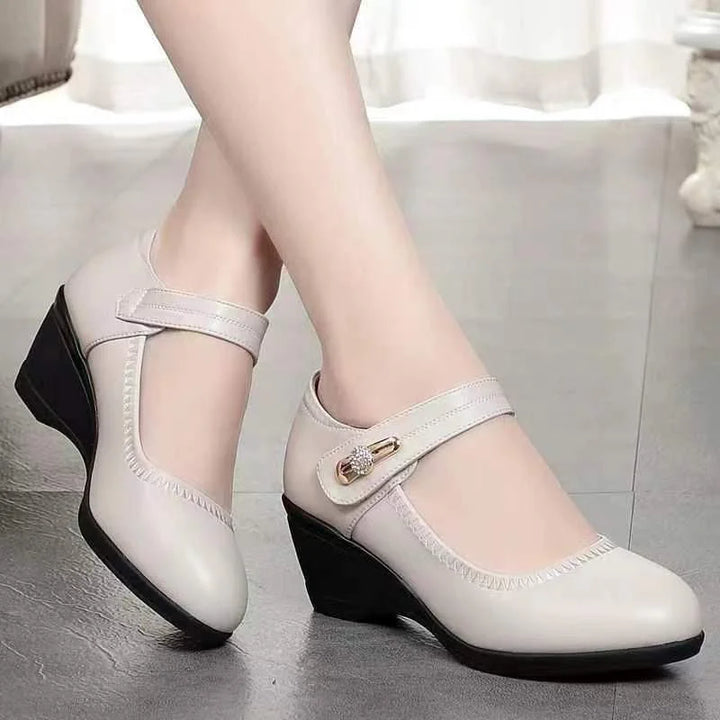 Lara – Elegant Mid-Heel Comfort Shoes