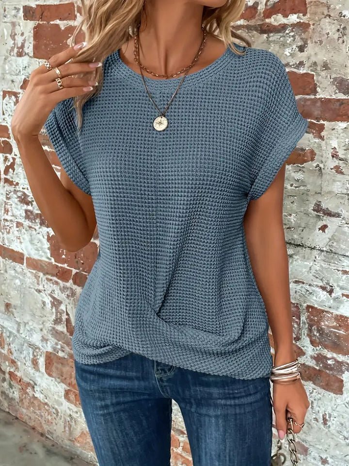 Sofie | The Sweetheart Round Neck T-Shirt