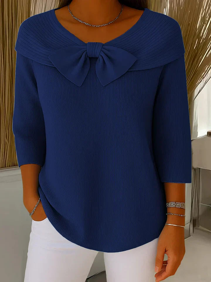 Saskia – Women's Sweater with Bow and Round Neckline