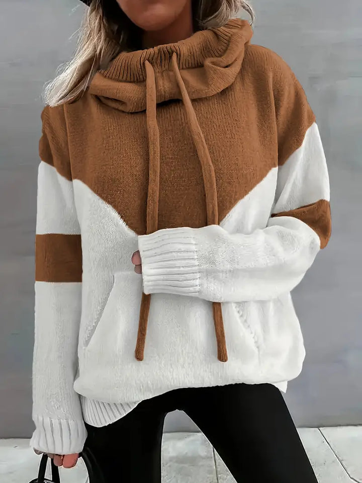 Ria™ - Dual-Tone Cosy Hoodie