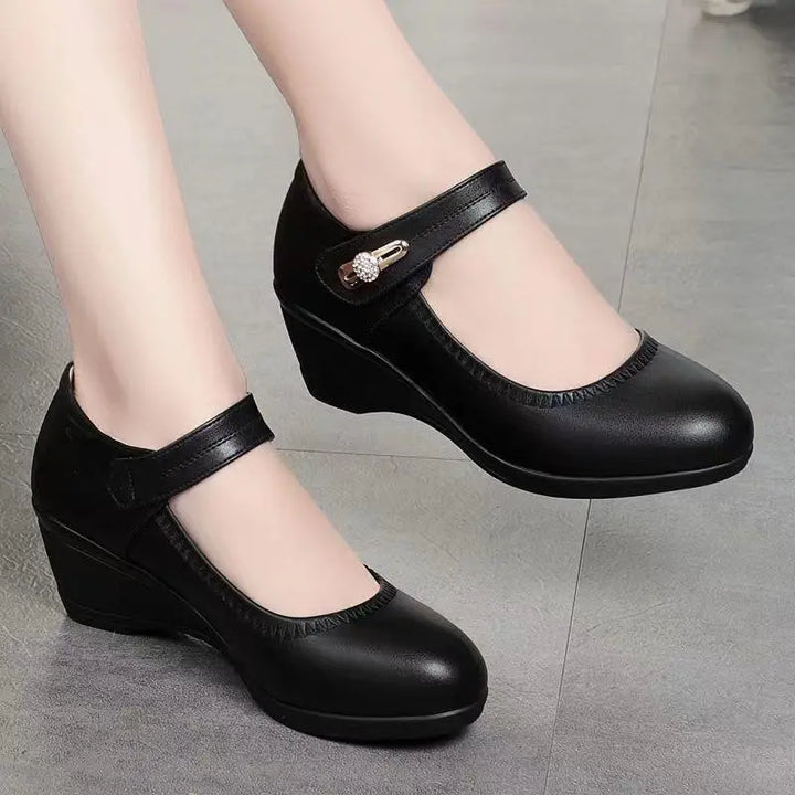 Lara – Elegant Mid-Heel Comfort Shoes