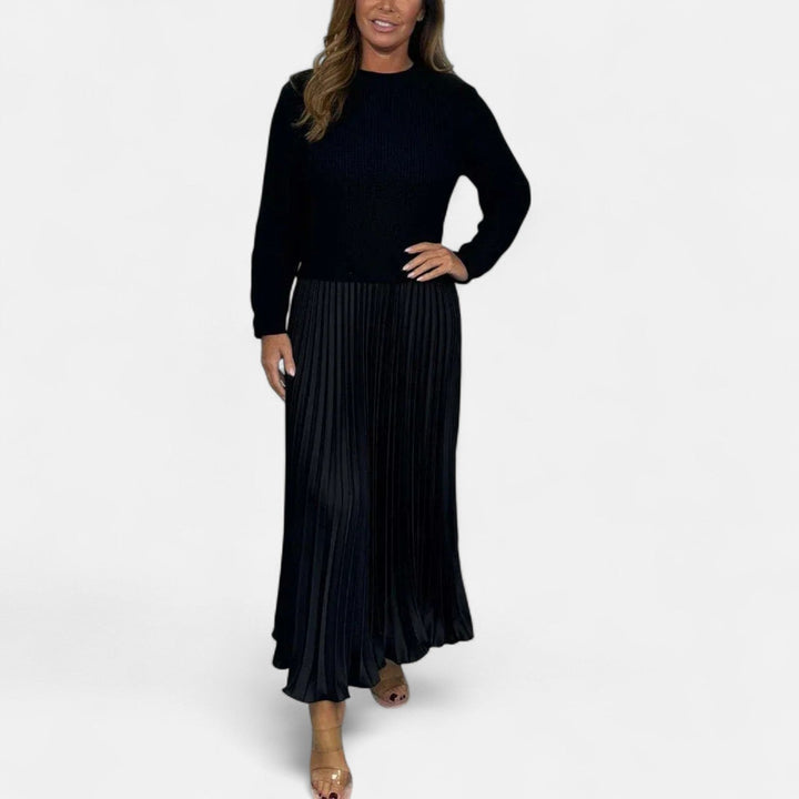 Christel - Maxi dress with sweater and pleated skirt