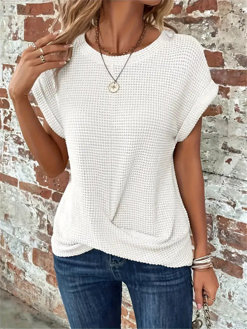 Sofie | The Sweetheart Round Neck T-Shirt